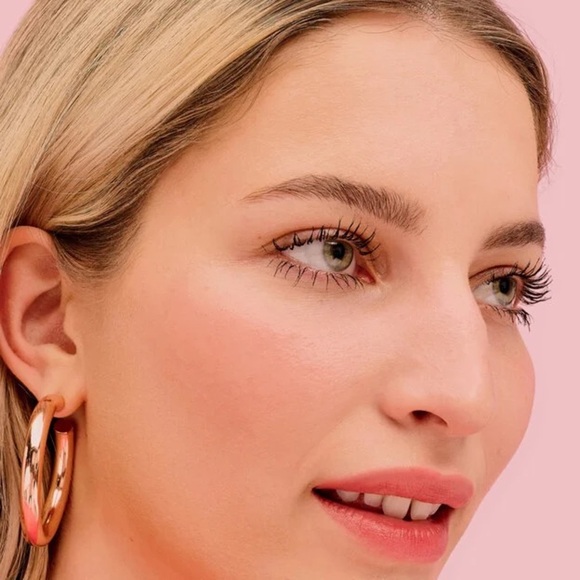 NIB Benefit Cosmetics - “They’re Real!” Mascara in Jet Black Mini Travel Size - Picture 7 of 16